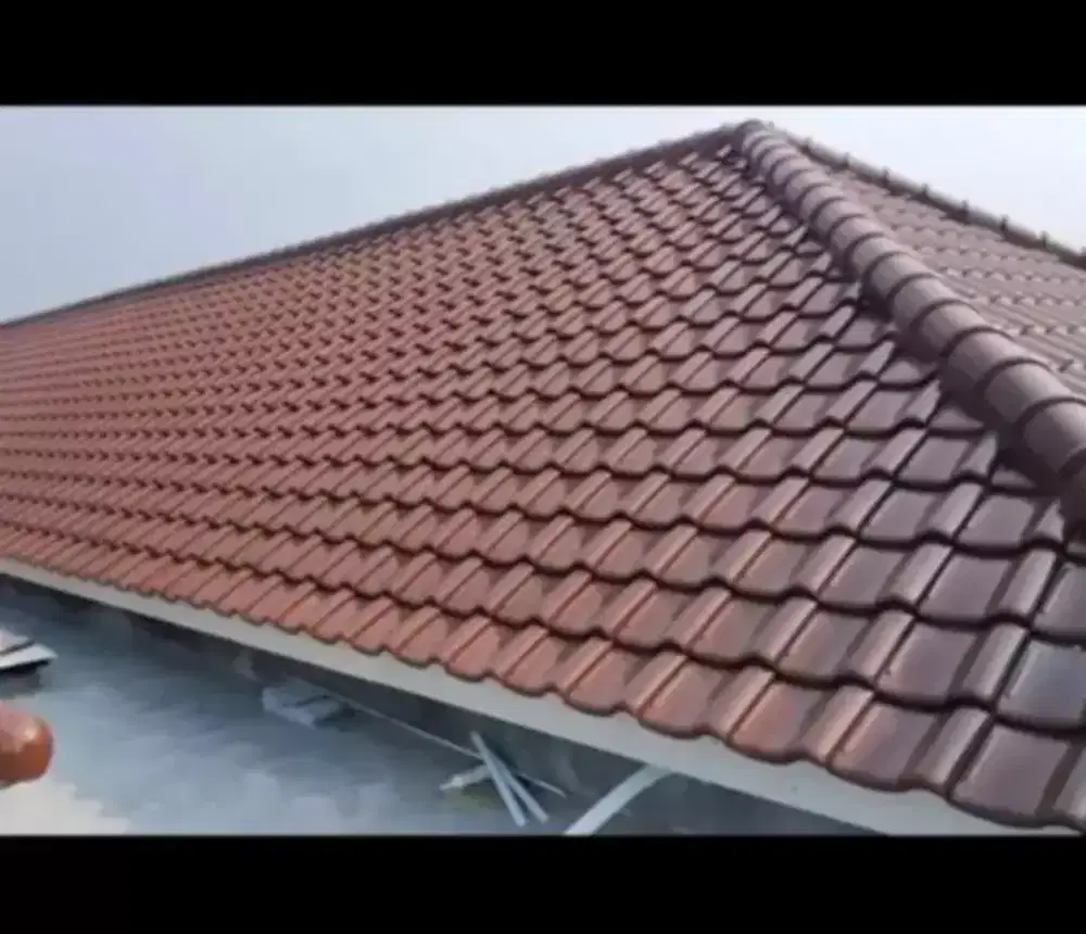 Bongkar pasang atap rumah