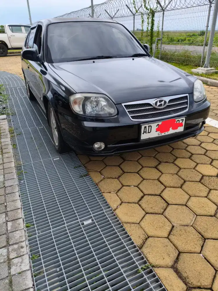 Dijual Hyundai Avega 2011 Manual