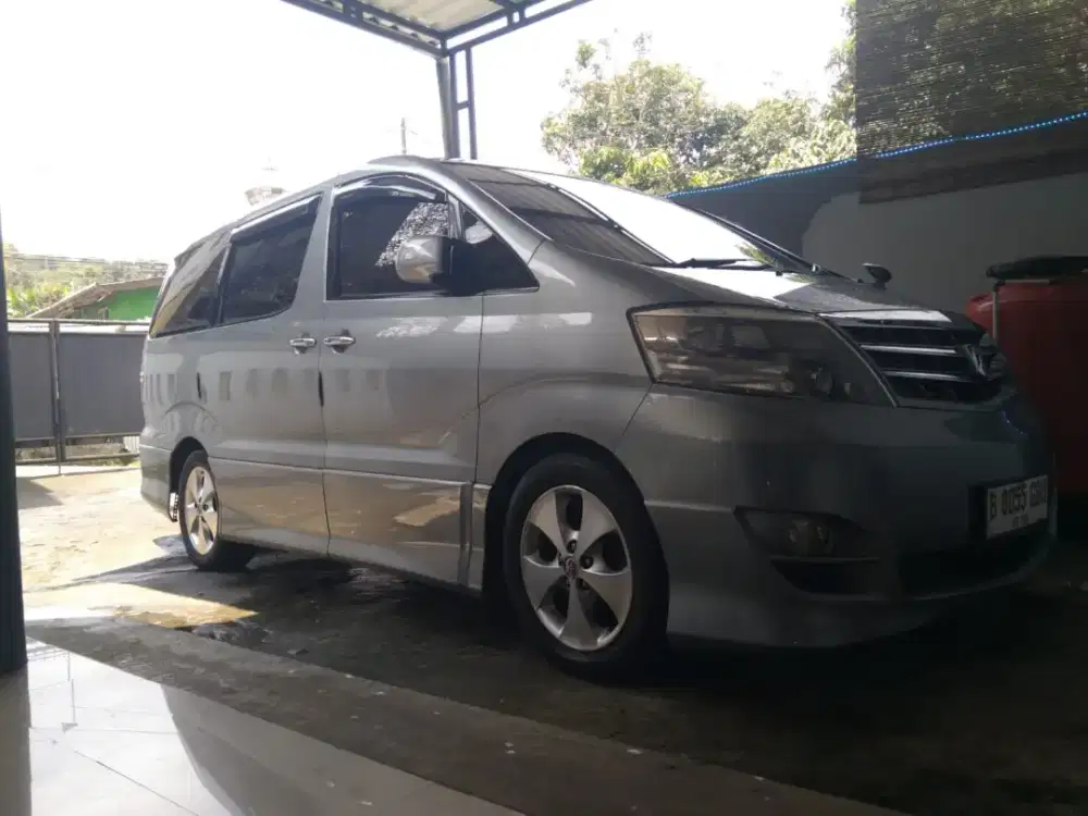 Toyota alphard low km