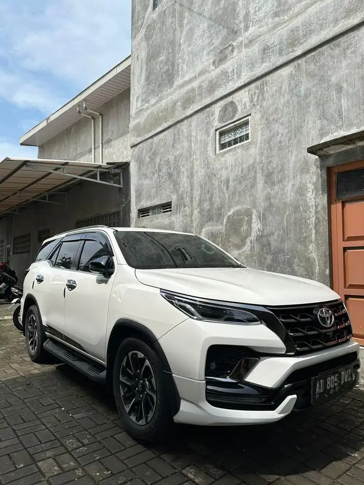 FORTUNER 2.8 GR AT DIESEL 4x2
