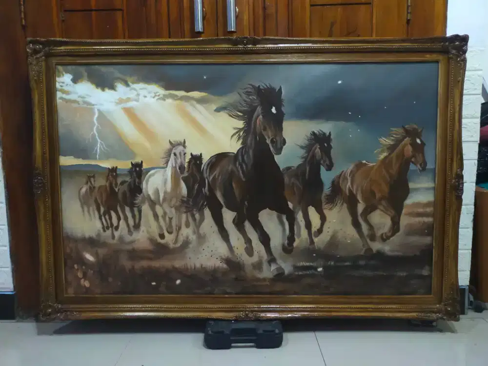 Lukisan kanvas 8 kuda perkasa ukuran 135×90 cm