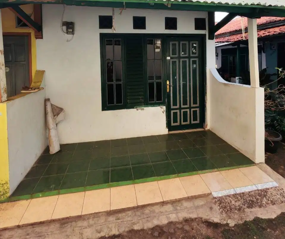 Dijual Kontrakan 1 unit  di CIJANTUNG 450jt sudah termasuk Balik Nama