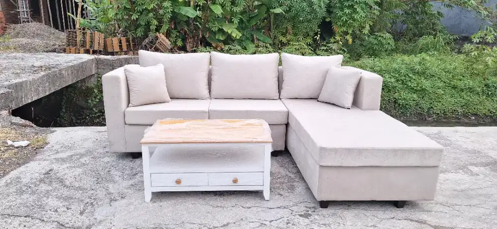 Sofa minimalis slonjor