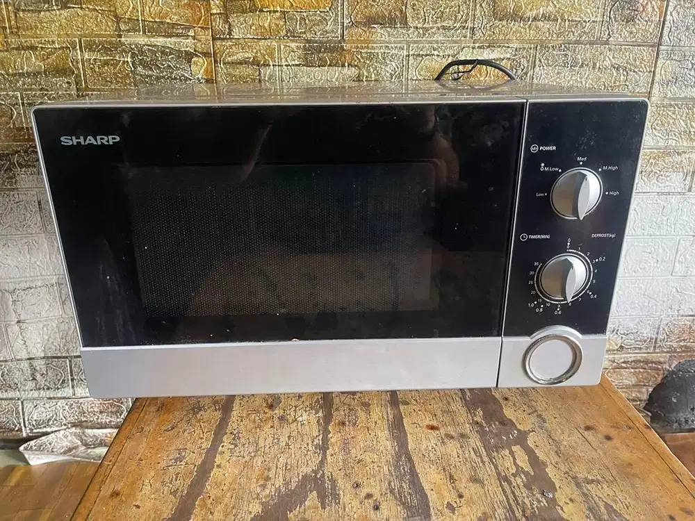 MICROWAVE SHARP R21DO