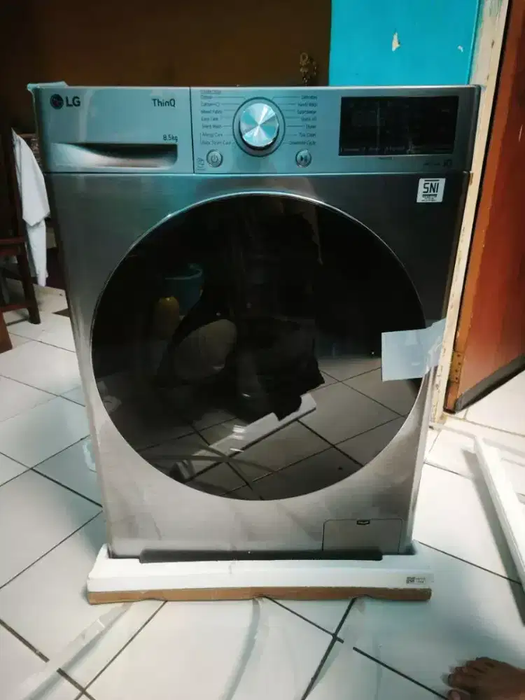 Mesin cuci LG front loading 9kg