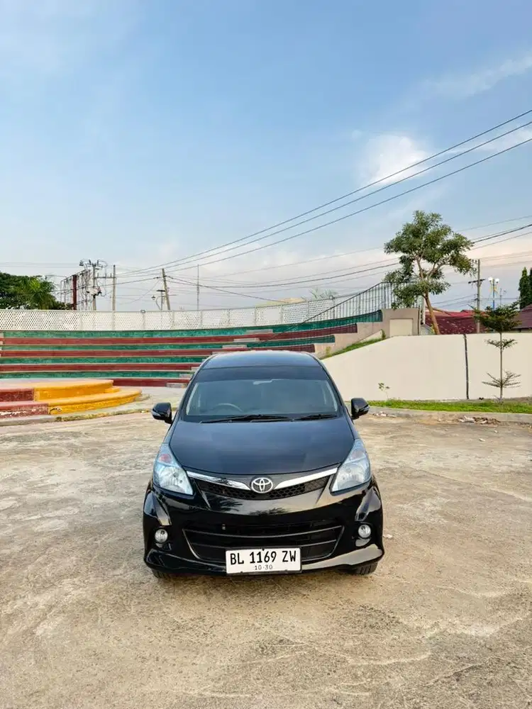 Avanza veloz luxury 2014