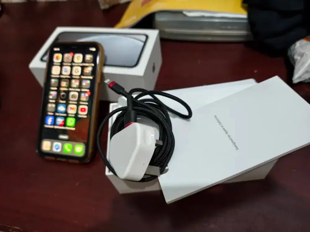 Dijual iPhone XR 128 GB