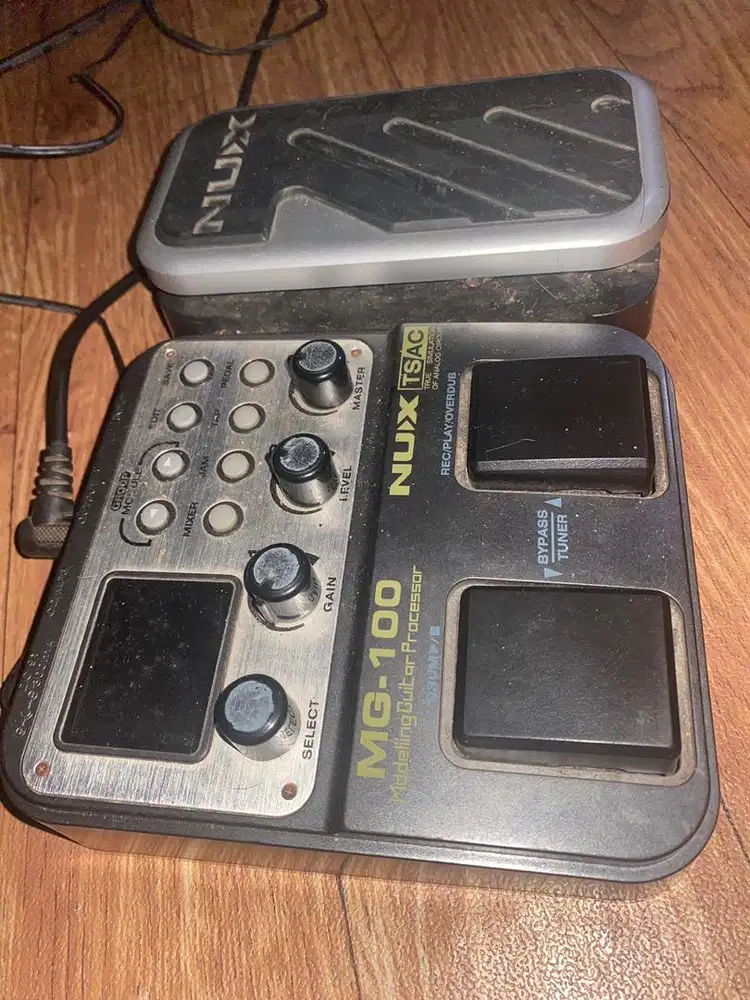 Efek gitar nux mg 100