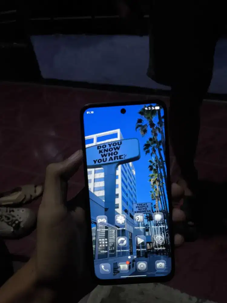 Infinix hot 60i 8+8/255gb