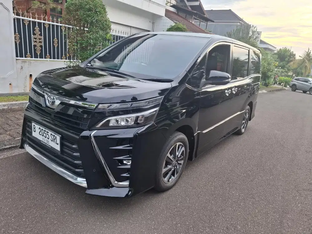 Toyota Voxy 2020 Bensin