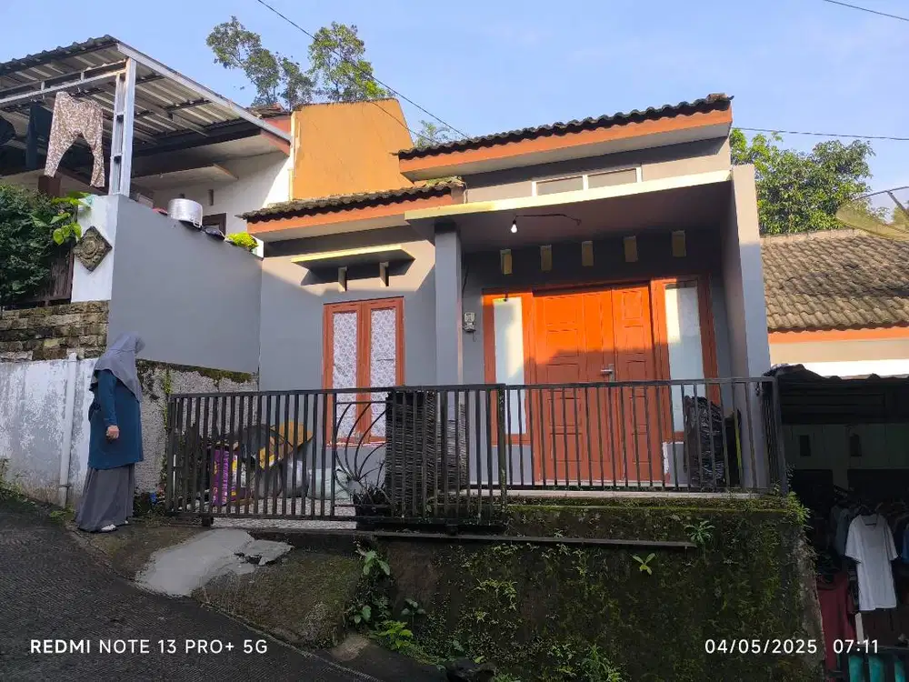 DIJUAL RUMAH SALATIGA