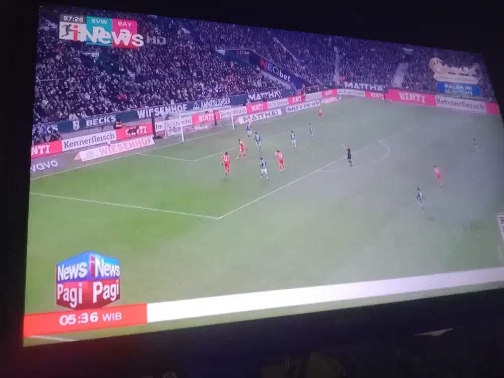 Tv led philips  24 in.. Kondisi msih bgus gambar jernih..