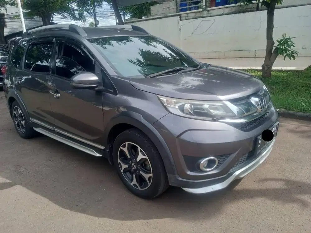 Promo TDP 5 Juta Honda BRV E Prestige AT 2017 Abu-abu