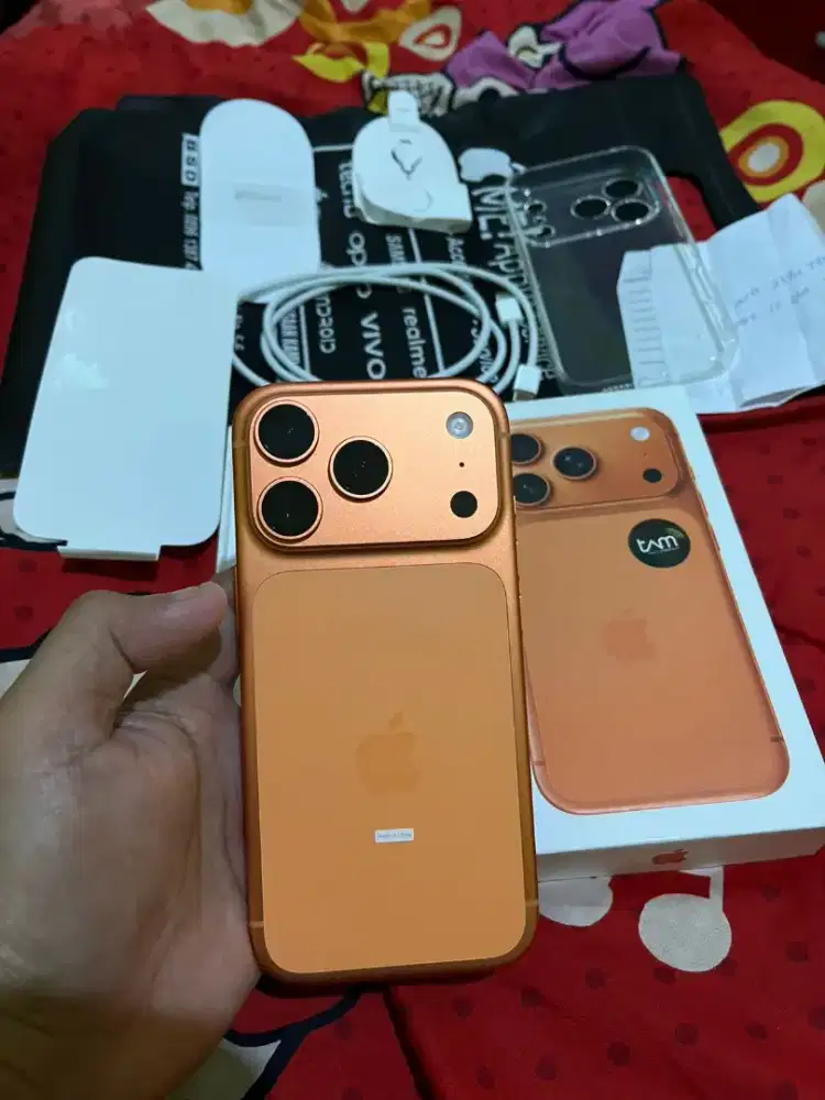 iPhone 17pro iBox like new 256