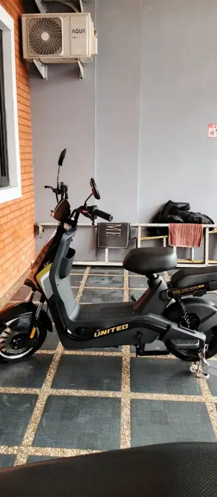 Dijual Sepeda Listrik Merk United Ori dari baru