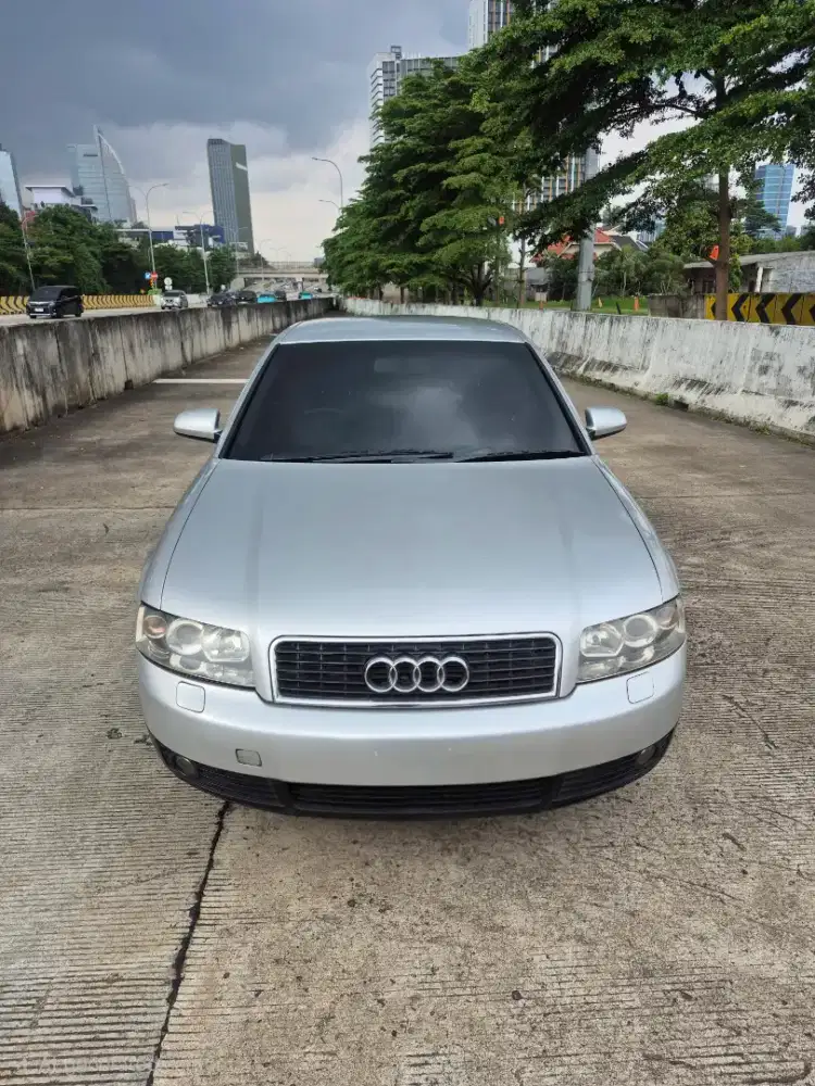 Audi A4 2.4 2004