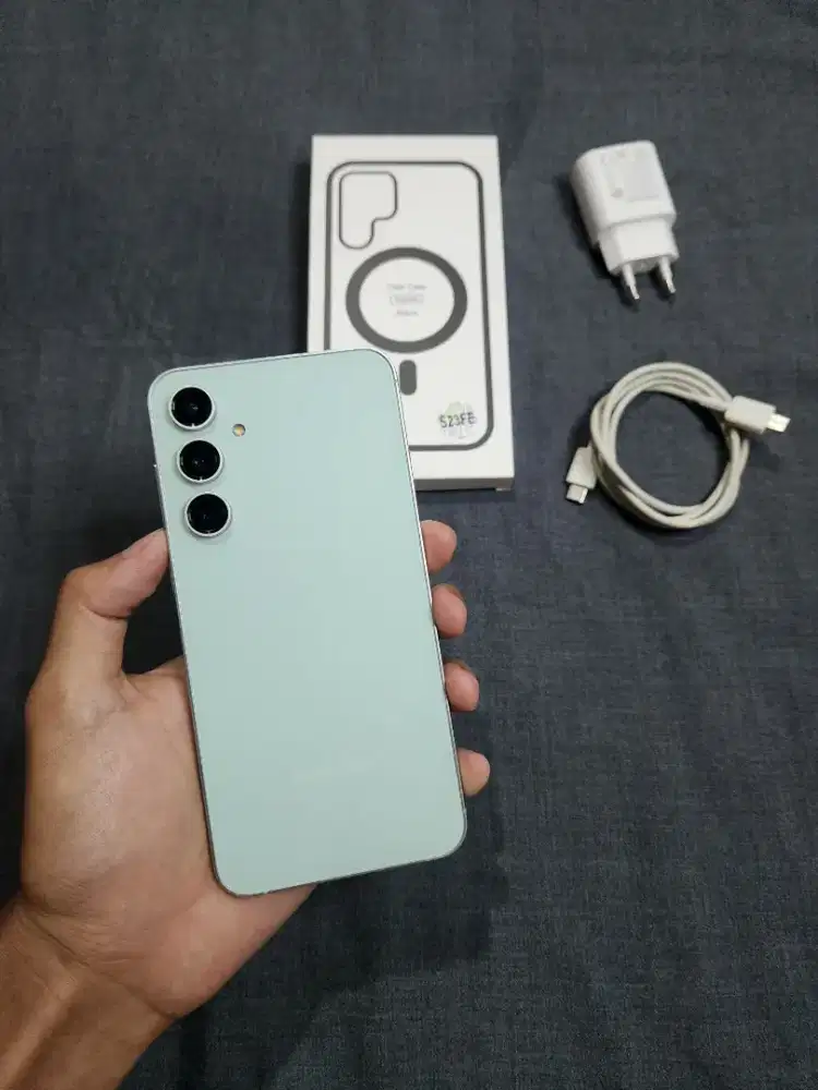 Samsung S23 FE 5G (8/256)