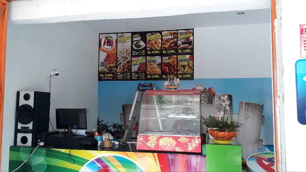 wallpaper wallbanner wallsticker stiker dinding kaca film soloraya