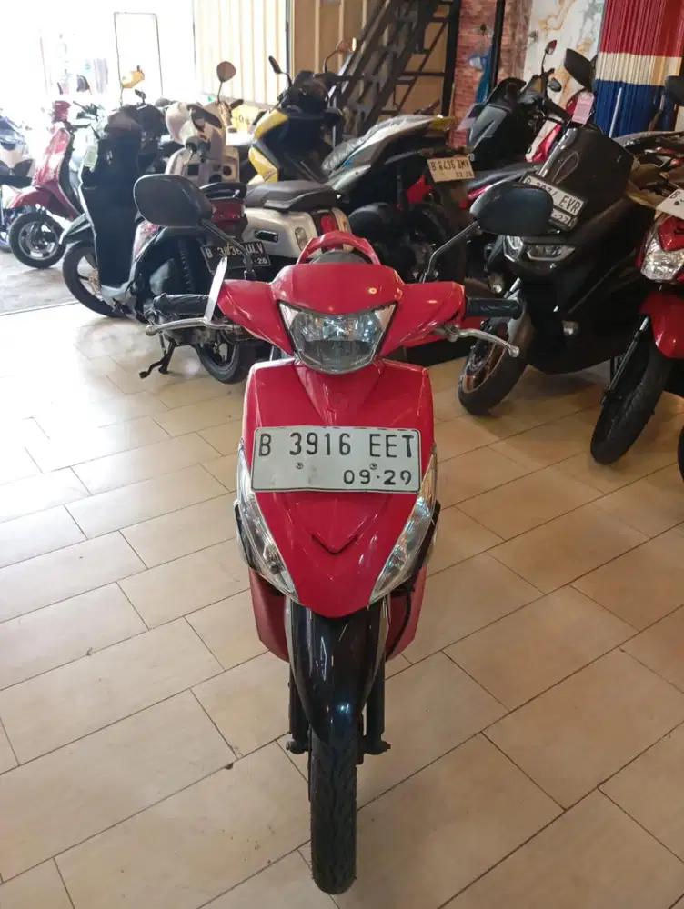 MIO J 2014. ISTIMEWA. PAJAK HIDUP SS LENGKAP. BISA NEGO