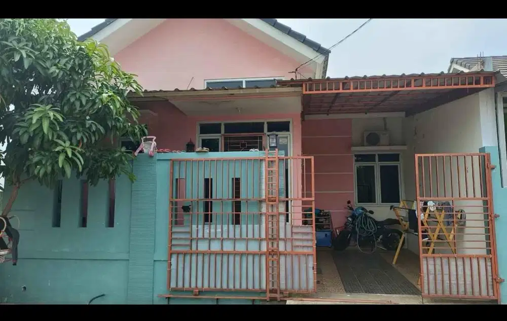 Rumah mewah bebas banjir lingkungan aman