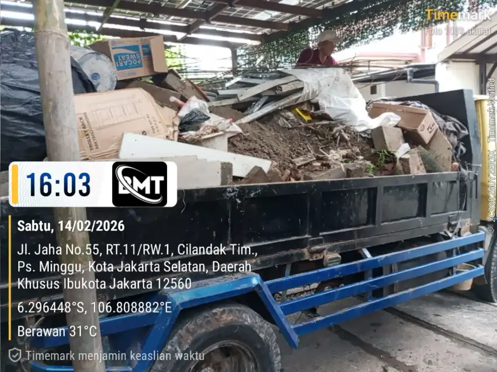 Jasa buang puing dan angkut sampah