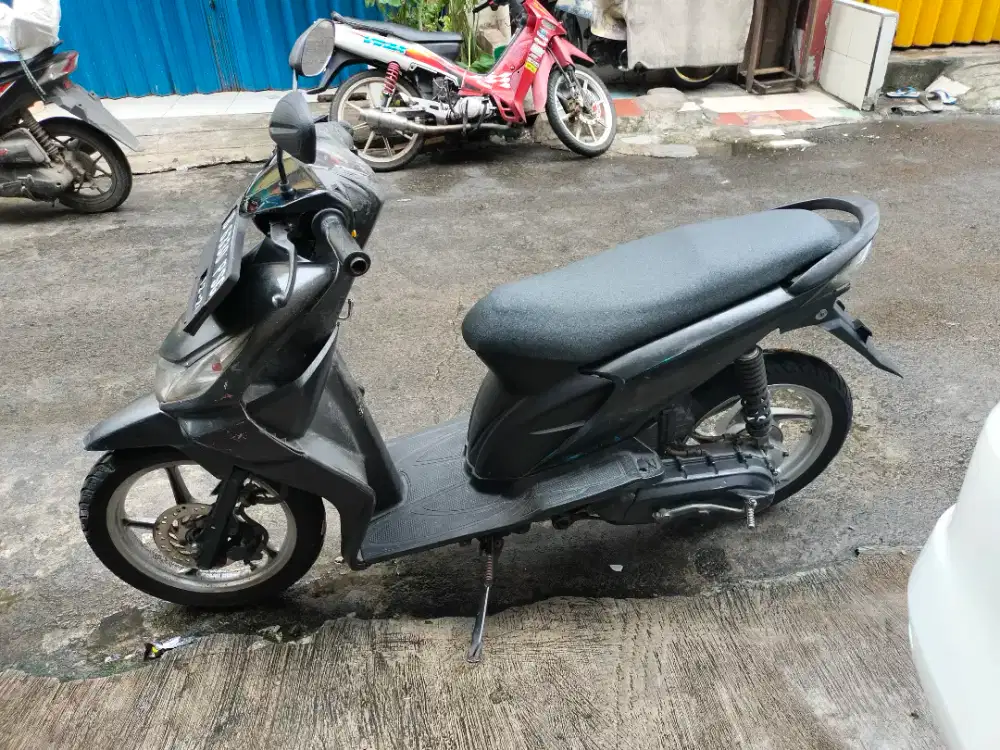 Honda Beat karbu tahun 2011 mesin alus