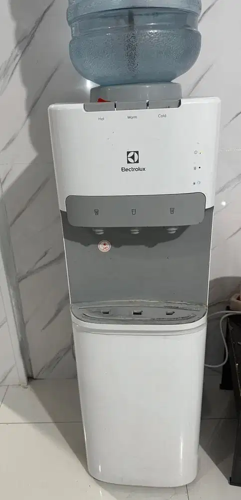 Jual murah dispenser bekas