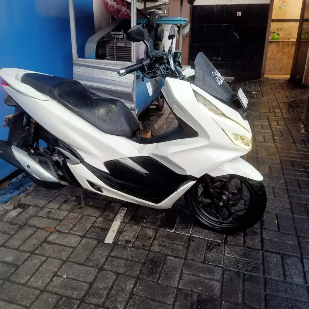 PCX CBS TAHUN 2018 DIJUAL CEPAT