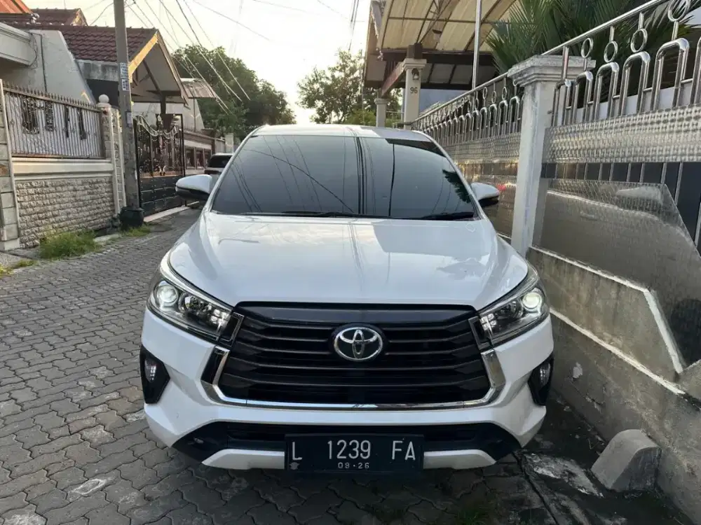 Toyota Innova V Luxury Bensin Matic 2021 Tgn 1 KM 70rb Record inova