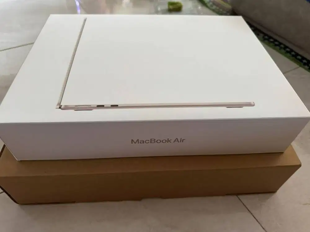 Macbook (M4) 13 512/24 CPU 10 GPU 10 (2025) (New/Segel/BNIB)