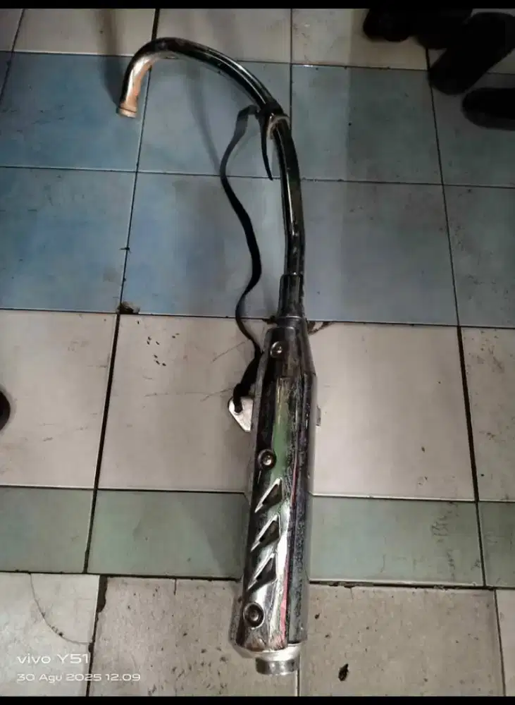 Knalpot Suzuki Thunder bawaan original