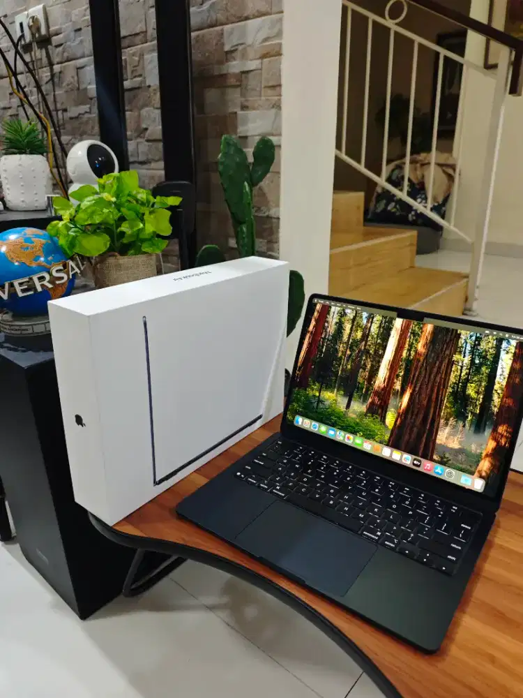 Laptop Macbook Air M4 16/256 Ibox Battery Health 100%