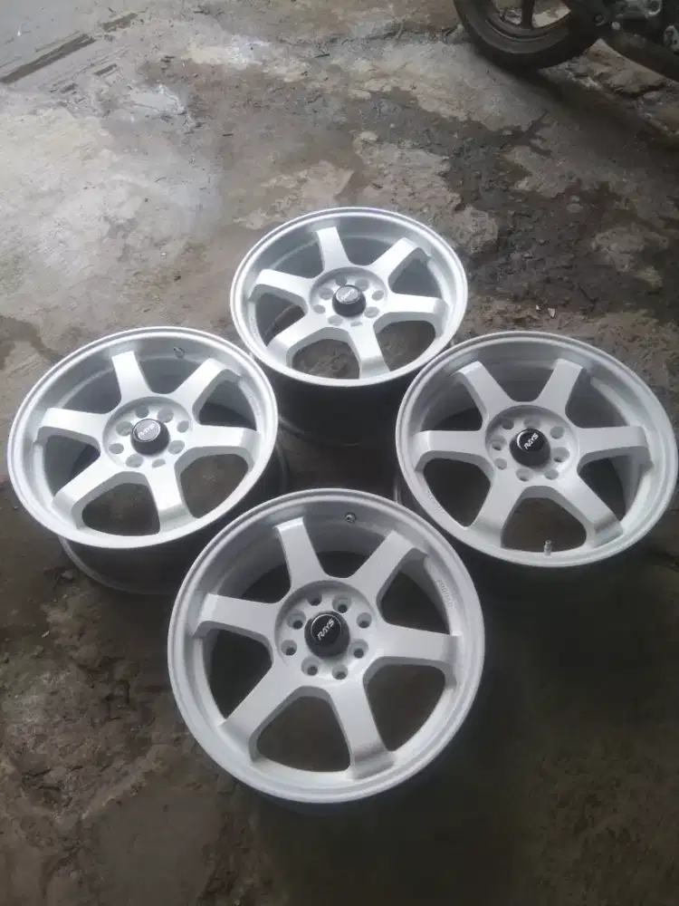 Velg Rays te37 R16×7jj et 40(4×100/114) velg only
