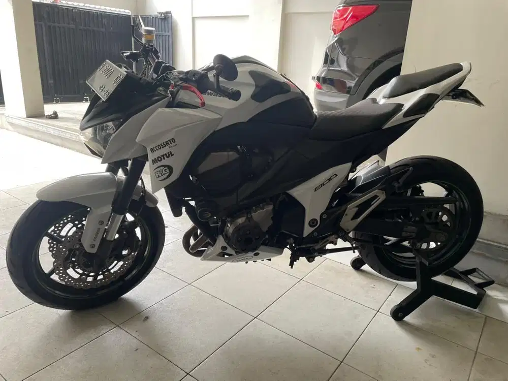 z800 ABS putih km rendah asli boleh di cek