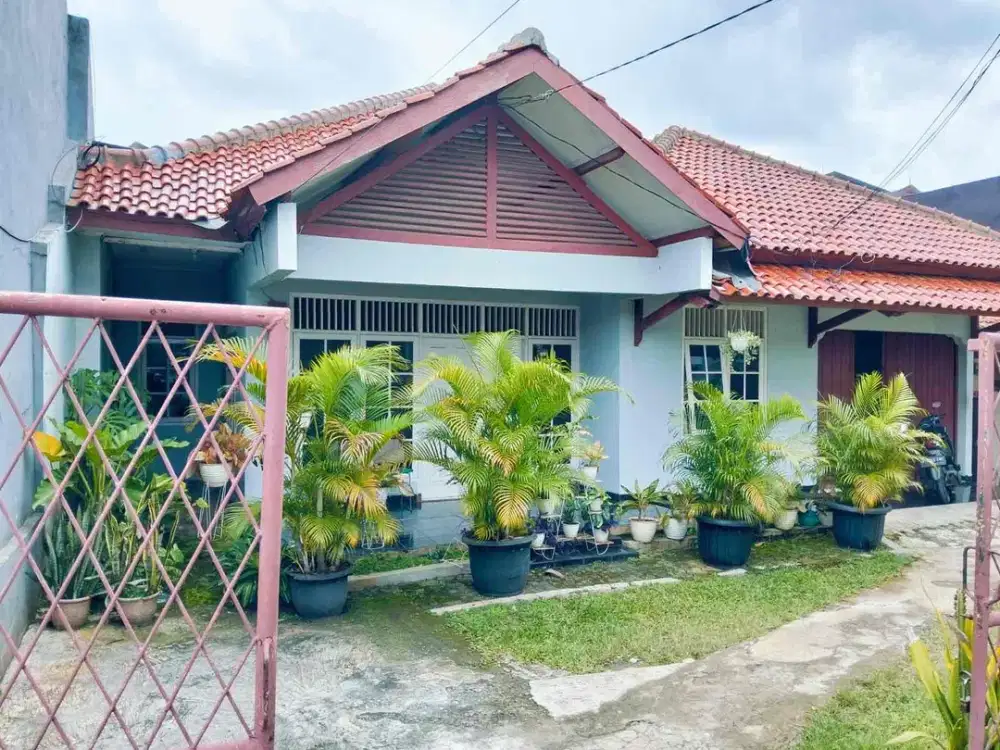 DIJUAL MURAH RUMAH DI LOKASI STRATEGIS LEBAK BULUS JAKARTA JAKARTA SELATAN