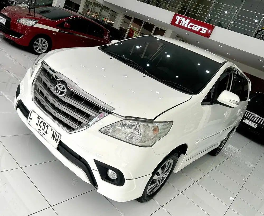 INNOVA G 2.0 LUXURY BENSIN 2015.GRILL BESAR