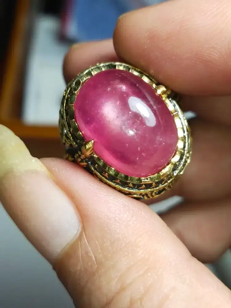 Cincin Natural Ruby 26.65 Ct Mewah Berkelas