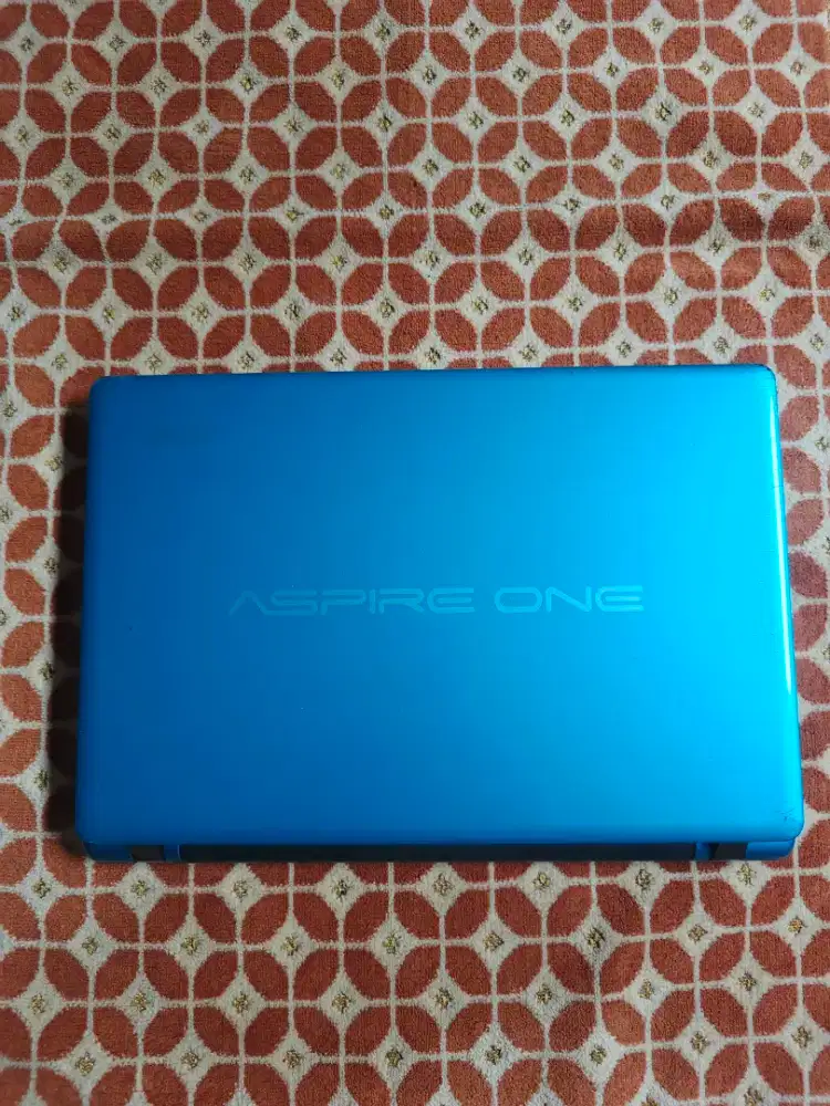 Notebook accer aspire one 725