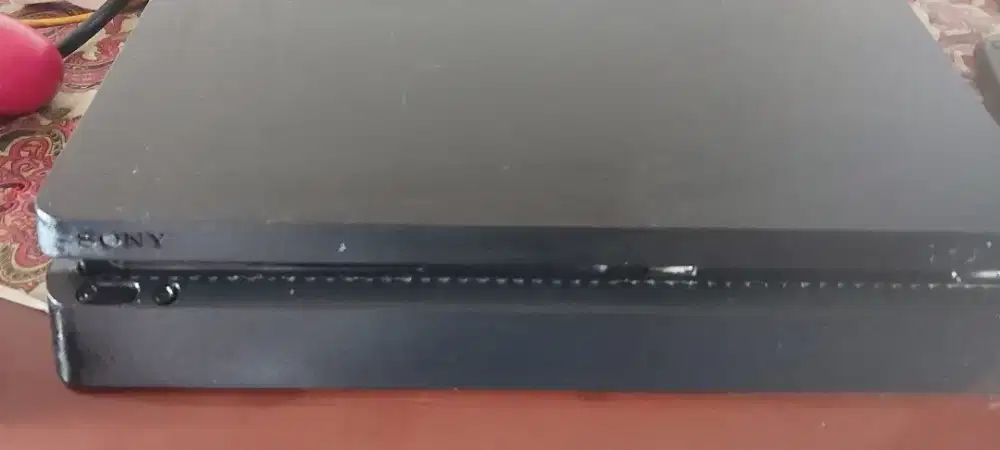 Dijual ps 4 slim garansi