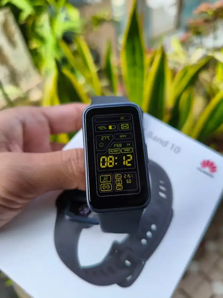 Huawei Band 10 like new