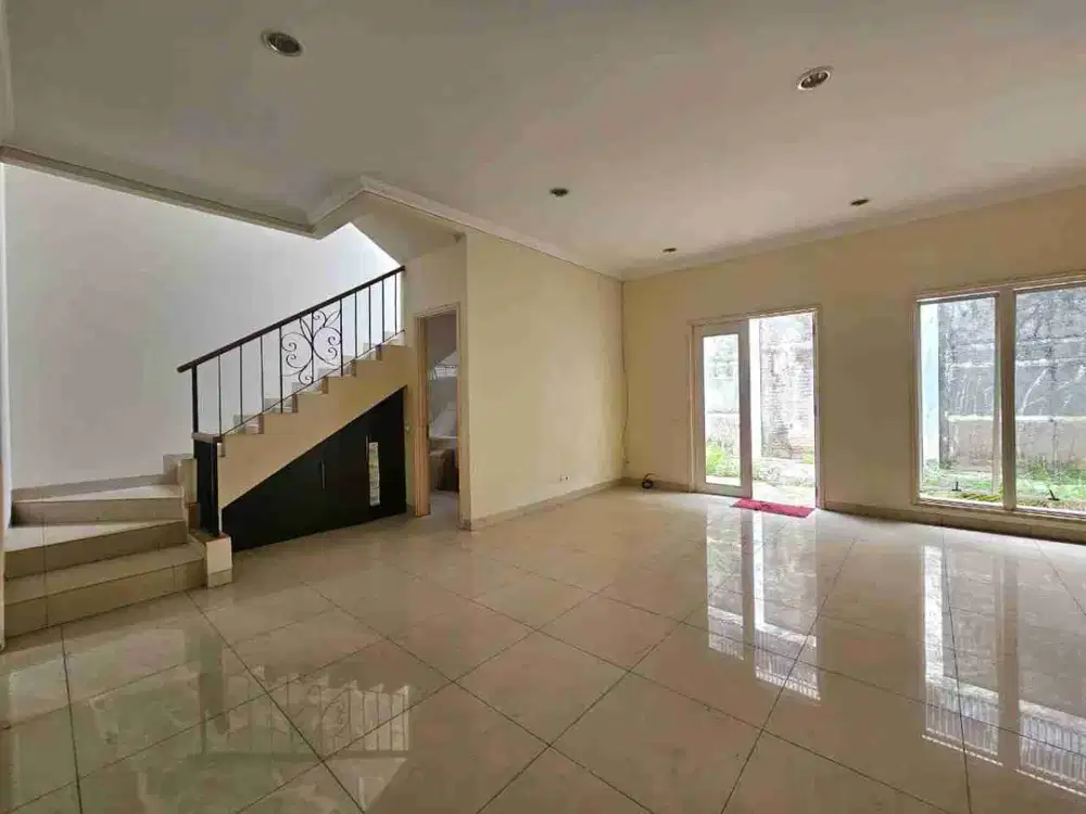 Rumah siap huni pondok hijau golf rapi bagus strategis