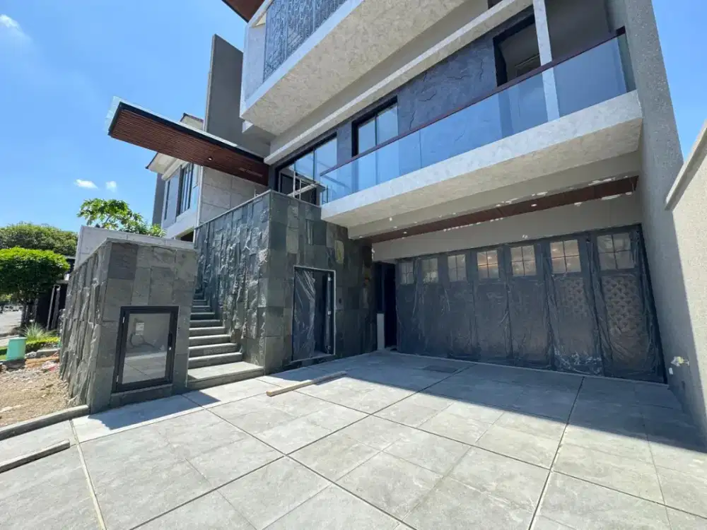 HOT LISTING Dijual rumah mewah Cluster Favorite Citraland Utama Murah