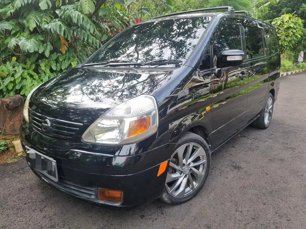 NISSAN SERENA C24 HWS 2012 HITAM METALIK – PAJAK PANJANG