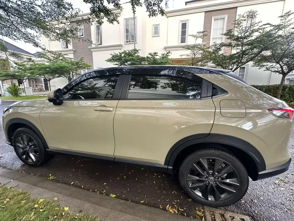 Honda HR-V SE  2023 Bensin