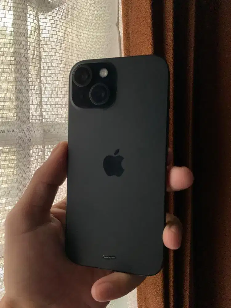 Iphone 15 128gb ibox garansi Juli2026