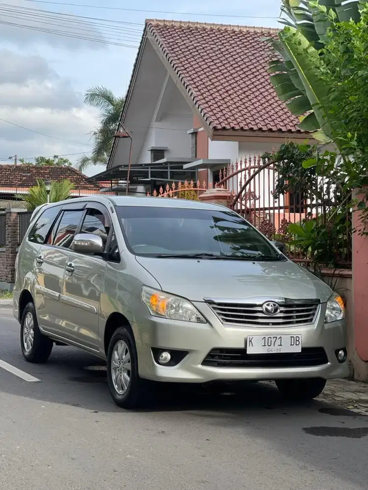 Kijang innova 2013 manual bensin km 80 rb