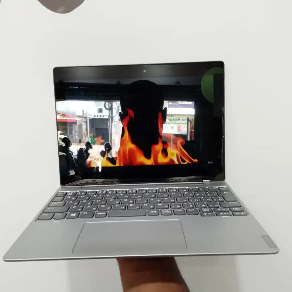 Laptop lenovo d33 2in1