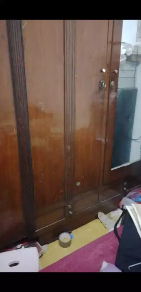 Lemari kayu jati umur uda 50tahunan