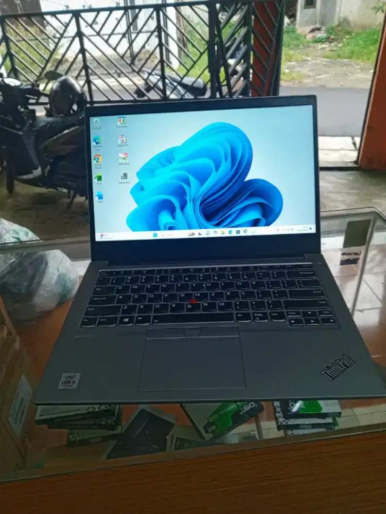 Lenovo Thinkpad S3 Core i5 gen 10