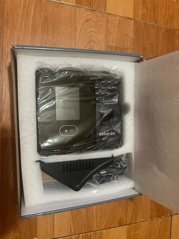 Mesin Absen Solution x606s (baru garansi resmi)